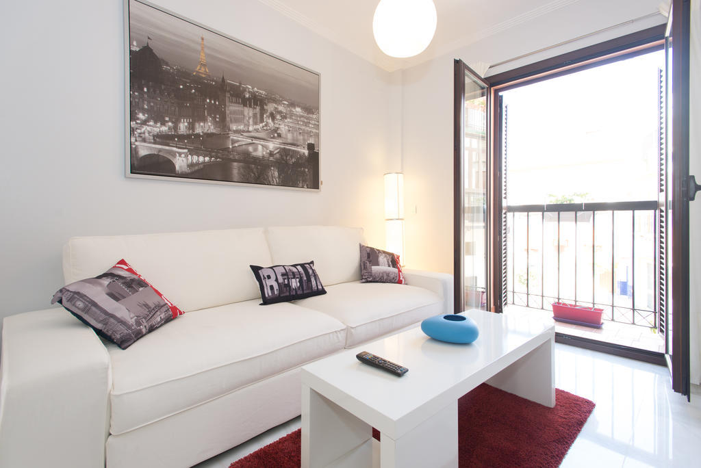 The Zentral Suites & Apartments Sevilha Exterior foto
